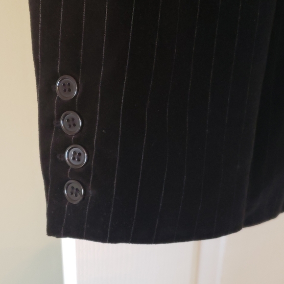 Pinstripe velvet black sport coat - Picture 2 of 6